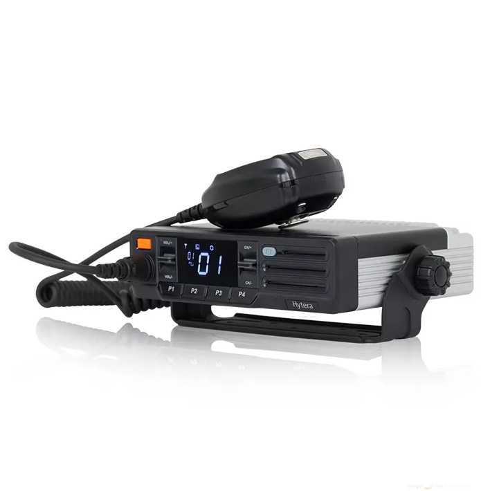 Автомобильная рация Hytera MD615