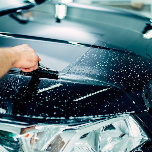 в мастерской